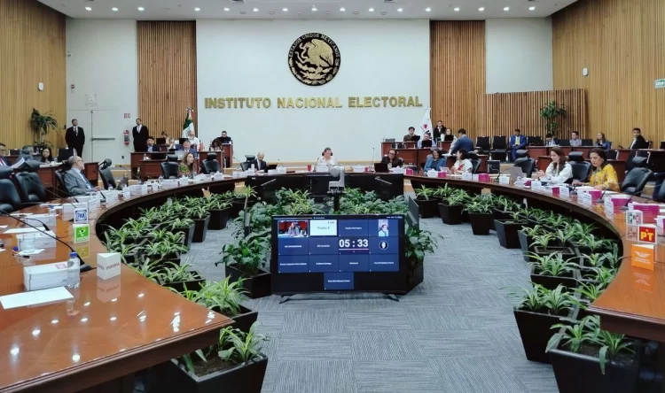 INE rechazó al menos 24 mil solicitudes para ser observador en elección judicial