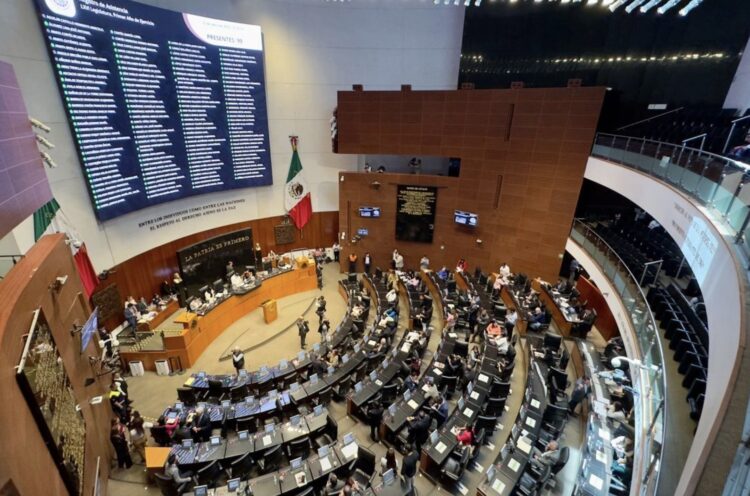 Entra a Senado iniciativa para restablecer prohibición de propaganda extranjera en medios
