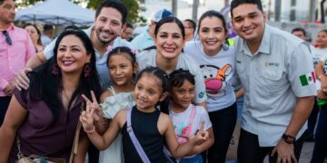 Convierte Estefanía Mercado la Plaza 28 de Julio en el corazón de la infancia