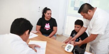 Acerca Gobierno Municipal de Isla Mujeres servicios médicos de salud a la población a través de los Centros Comunitarios