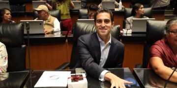 Gino Segura propone  incluir Cozumel en estímulos fiscales de la frontera sur