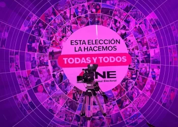 INE equipara acordeones y llamados a no votar como delitos electorales