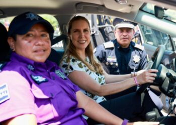 Entrega Atenea Gómez nuevas patrullas para reforzar la seguridad en Isla Mujeres