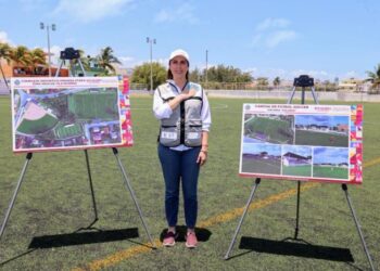 Anuncia Atenea Gómez rehabilitación integral de Complejo Deportivo de la Salina Grande