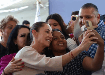 Claudia Sheinbaum destaca primer revés a propuesta en EE.UU. para gravar remesas