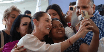 Claudia Sheinbaum destaca primer revés a propuesta en EE.UU. para gravar remesas