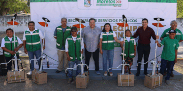 Blanca Merari encabeza la entrega de equipos y herramientas a Servicios Públicos de Puerto Morelos