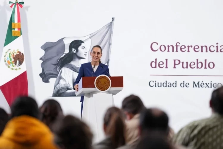 Claudia Sheinbaum rechaza revisión de estudiantes que solicitan visa para EU