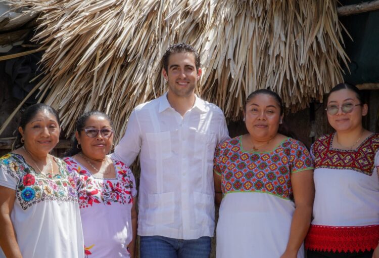 Impulsa Gino Segura la zona maya promoviendo la justicia social