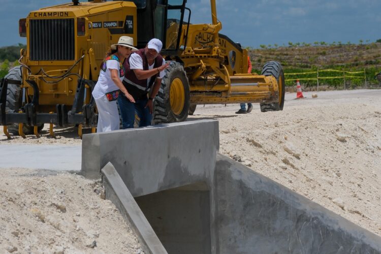 Resuelve Mara Lezama deslaves en la carretera Morocoy-San Pedro Peralta con 6 nuevas bocas de tormenta