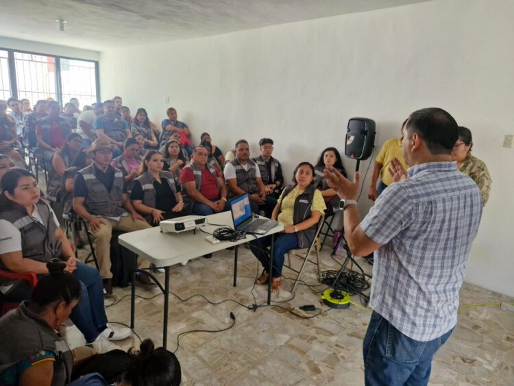 Reciben consejos municipales del IEQROO curso de cómputo de personas juzgadoras