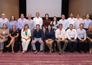 Hoteleros y Ayuntamiento acuerdan estrechar la colaboración para tener un mejor Puerto Morelos