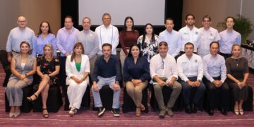 Hoteleros y Ayuntamiento acuerdan estrechar la colaboración para tener un mejor Puerto Morelos