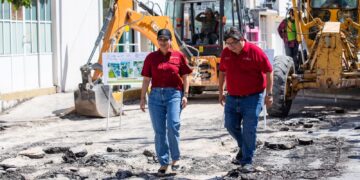 Arranca Estefanía Mercado repavimentación en Centro de Playa del Carmen con inversión superior a 19.9 mdp