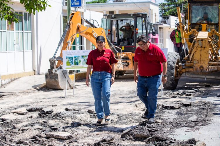 Arranca Estefanía Mercado repavimentación en Centro de Playa del Carmen con inversión superior a 19.9 mdp