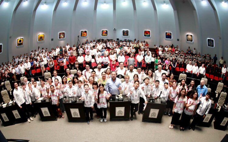 Resuena la voz de las infancias en el Congreso del Pueblo