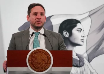 Gobierno Federal realiza compra urgente de 85 millones de medicamentos