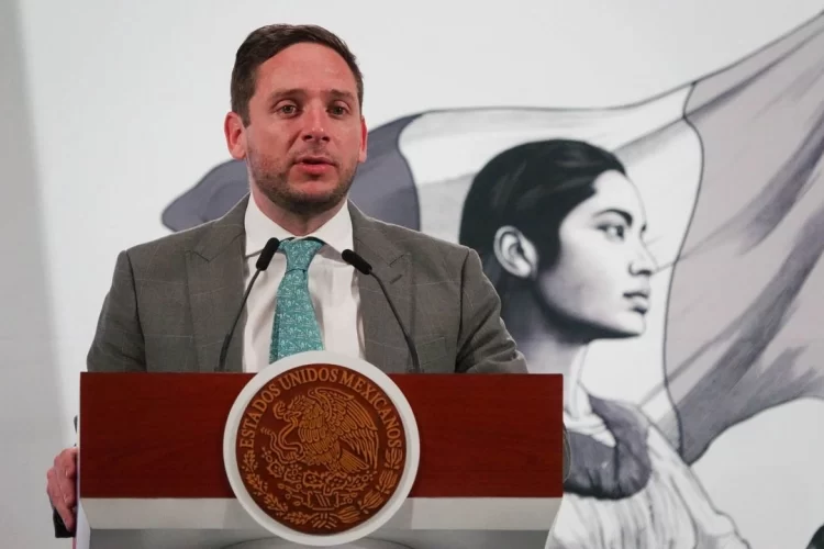 Gobierno Federal realiza compra urgente de 85 millones de medicamentos