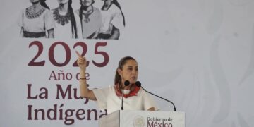 Claudia Sheinbaum llama a cuidar y apoyar a las progenitoras no sólo el 10 de mayo
