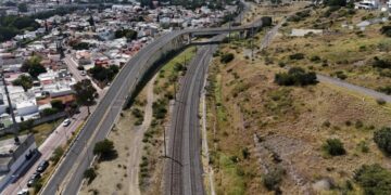 Obedece proyecto de tren de pasajeros a necesidad de fortalecer polos de desarrollo económico