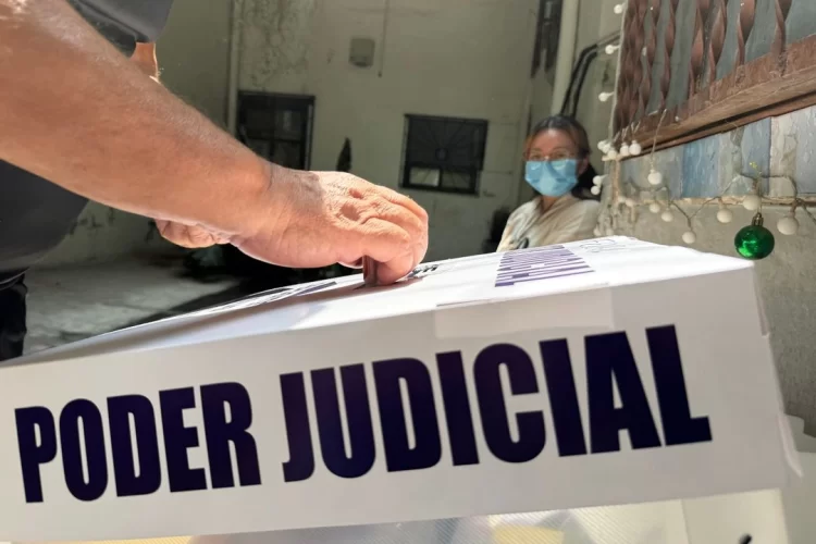 INE alista constancia de mayoría para ganadores de elección a ministros de la SCJN