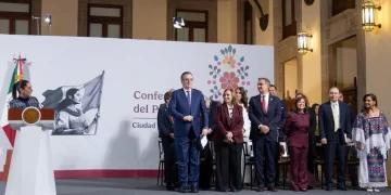 Pondran en marcha con firma de 14 gobernadores Polos de Desarrollo Económico