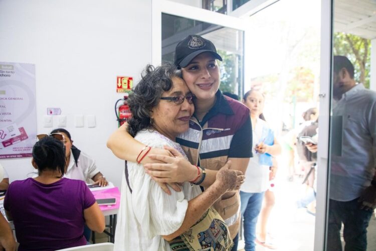 Se anota Gobierno de Estefanía Mercado éxito total; cientos de familias se suman al programa “Salud Sin Tanto Choro”