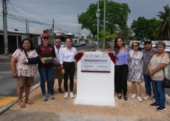 Entregan Mara Lezama y Ana Paty Peralta obra de rehabilitación de Av. Miguel Hidalgo de Cancún