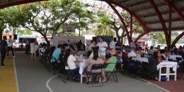 Masiva respuesta en Cozumel en foro contra el Cuarto Muelle