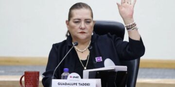 El INE 'bajará' a ganadores sin 8 de promedio escolar