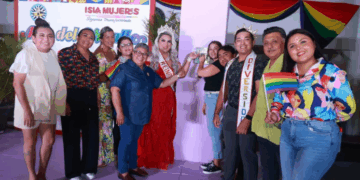 Refrenda Gobierno de Isla Mujeres su compromiso con la Comunidad LGBTTTIQ con encendido de luces del orgullo