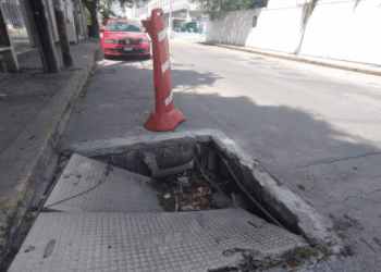 Por fin da la cara CFE en Playa del Carmen y reconoce falta de atención a registros rotos