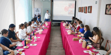 Refuerza Playa del Carmen apoyo a emprendedores y empresarios en reunión con SINDEMEX