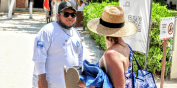 Impulsa Gobierno de Isla Mujeres playas seguras, limpias, incluyentes y ordenadas con módulos de atención de Zofemat