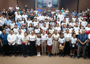 Prioriza Ana Paty Peralta ejercicio democrático para niños y niñas