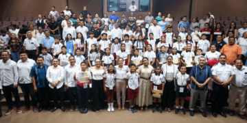 Prioriza Ana Paty Peralta ejercicio democrático para niños y niñas