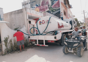 Llevan cinco días sin agua potable por fugas en Holbox