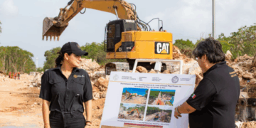 Arranca Estefanía Mercado pavimentación que conecta Villas del Sol con el corazón de Playa del Carmen