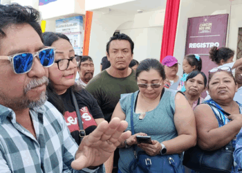 Habitantes de Cuna Maya protestan por alto cobro de presunto propietario de la tierra