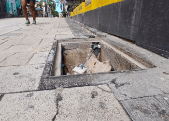 Avances hay, pero falta reparar registros sin tapas en Playa del Carmen