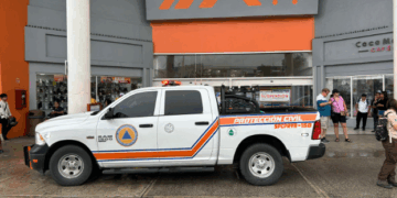Protección Civil suspende supermercado ‘Chedraui’ de Playa del Carmen