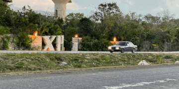 Grupo queda atrapado en río de Xplor por falla eléctrica