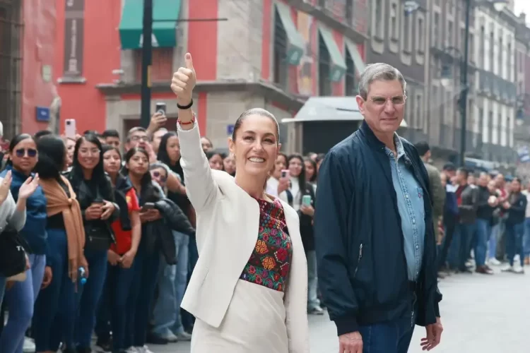 Emite Claudia Sheinbaum su voto en la primera elección judicial