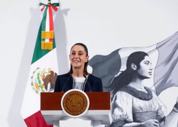 Claudia Sheinbaum respalda exigencia de regular IA en industria audiovisual