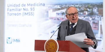 David Kershenobich niega escasez de vacunas contra el sarampión