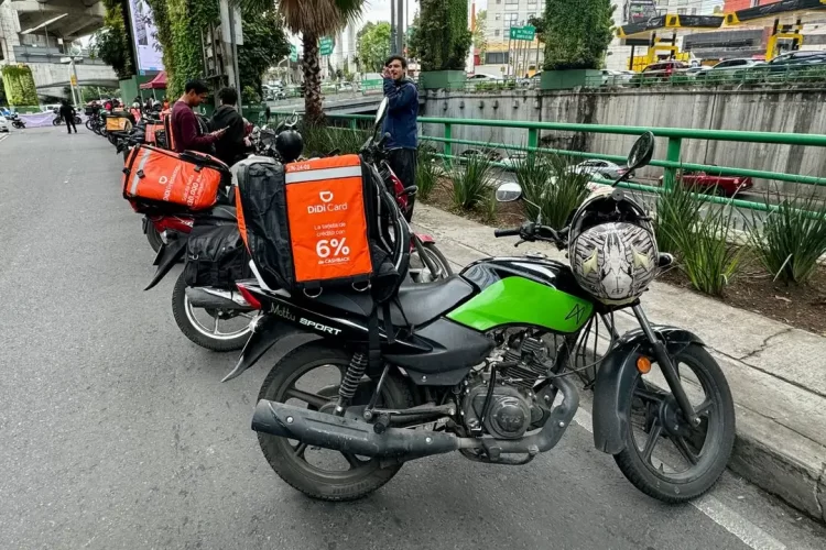 Marath Bolaños: Al menos 300 mil trabajadores de plataformas ya registrados al IMSS