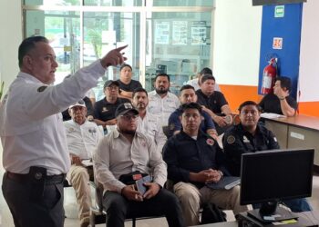 Estefanía Mercado refuerza seguridad en comercios con profesionalización de inspectores de Protección Civil