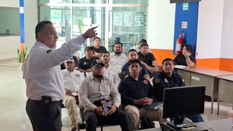 Estefanía Mercado refuerza seguridad en comercios con profesionalización de inspectores de Protección Civil