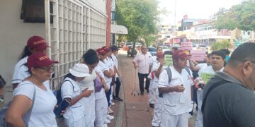 Se lanzan a paro enfermeros del programa ‘Salud Casa por Casa’