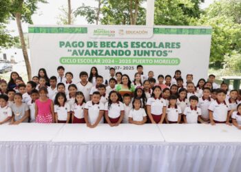 Concluye Administración de Puerto Morelos pago de becas escolares del programa “Avanzando Juntos”